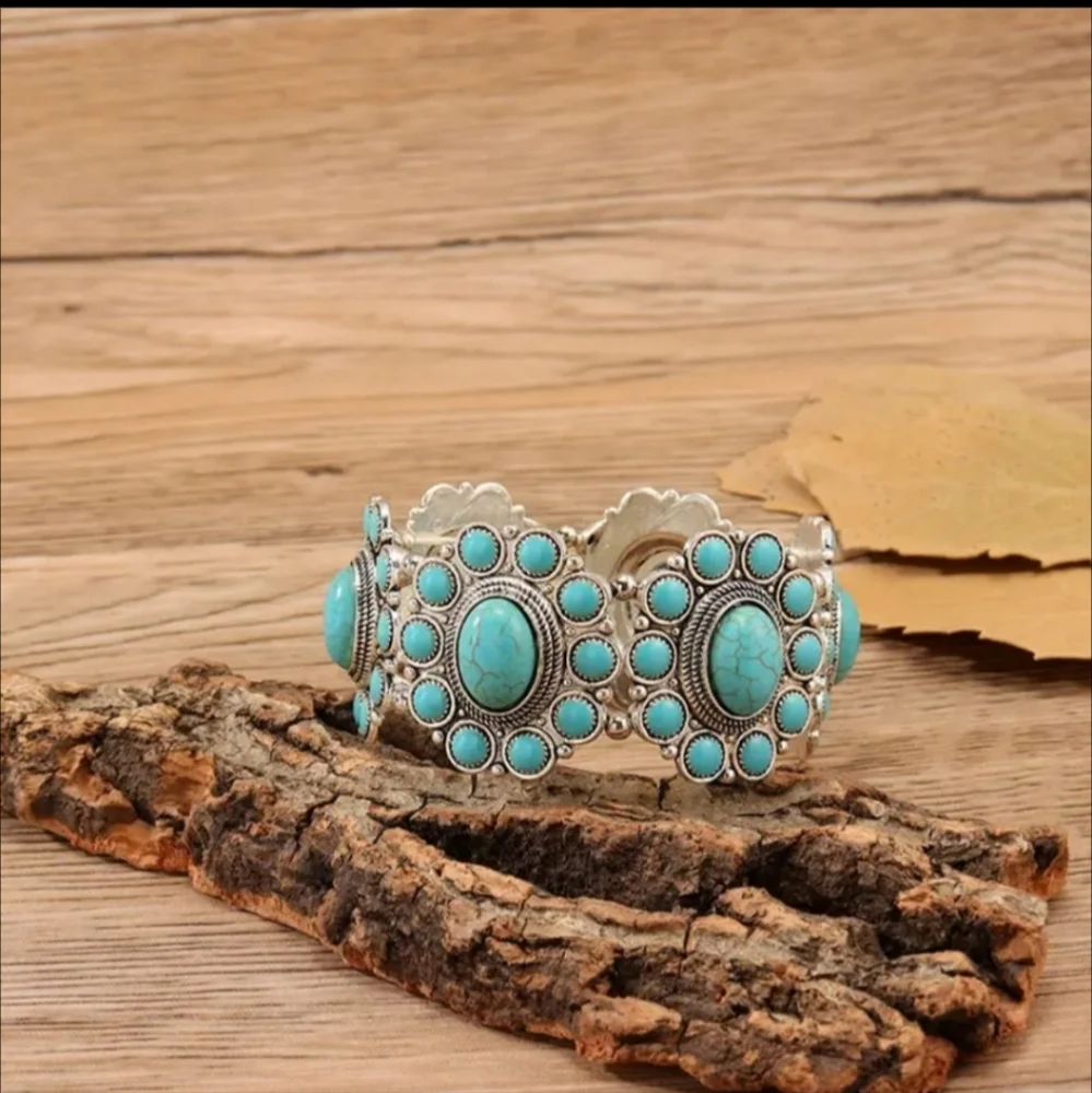 Natural Turquoise Boho Elastic Bracelet for Women.